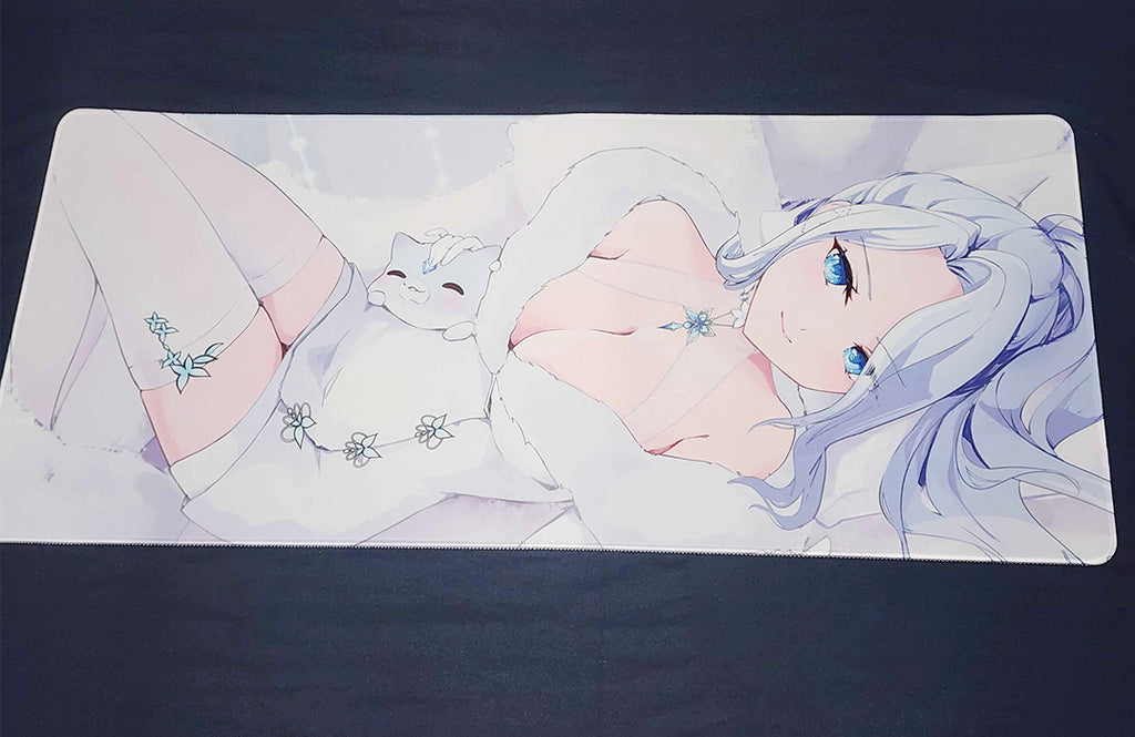 Monarch: Winter XL Deskmat